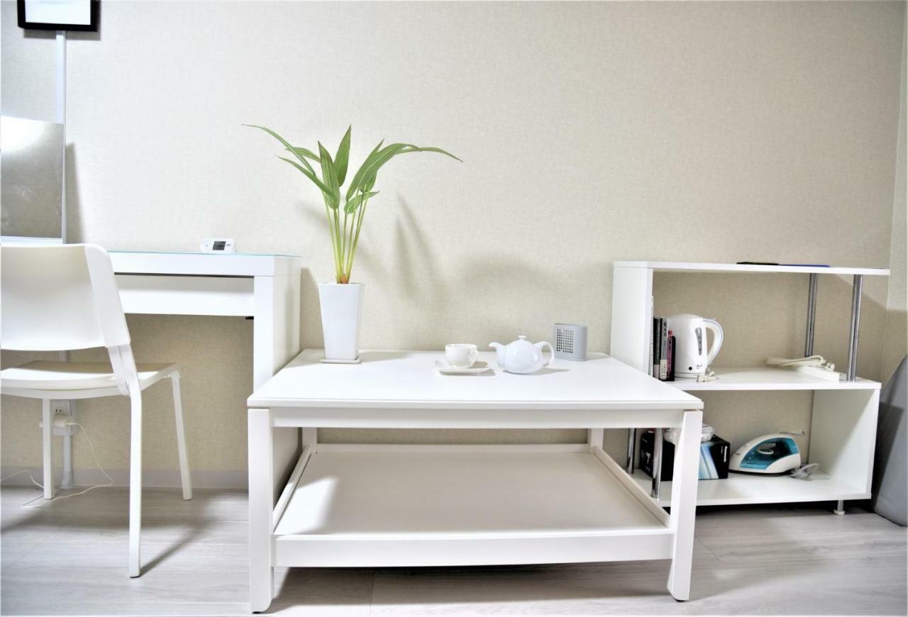 Osaka U-Shuku Apartment Bagian luar foto