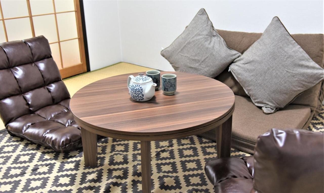 Osaka U-Shuku Apartment Bagian luar foto